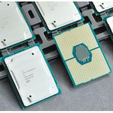 Intel XEON Gold 第二代 6240C/6150 處理器 (18核36線程 滿載3.3GHz)